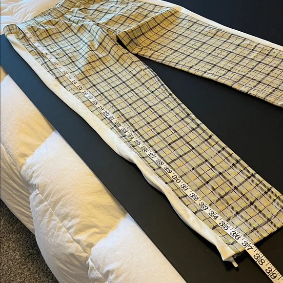 Tory Burch Tory Sport plaid Golf pants, yellow, size 4. NWOT - Picture 9 of 16